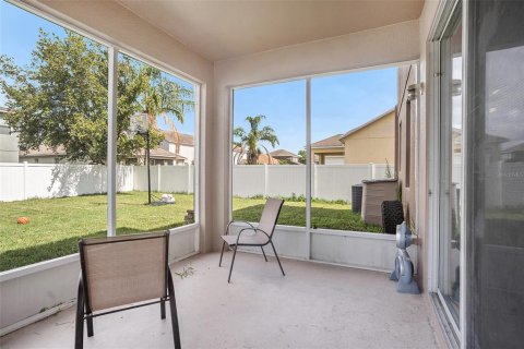 House in Wesley Chapel, Florida 4 bedrooms, 226.87 sq.m. № 1918440 - photo 24
