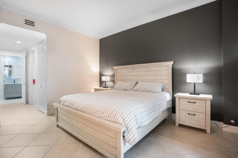 Adosado en venta en Wilton Manors, Florida, 2 dormitorios, 155.43 m2 № 2191617 - foto 18
