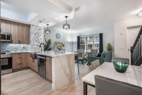 Adosado en venta en Wilton Manors, Florida, 2 dormitorios, 155.43 m2 № 2191617 - foto 3