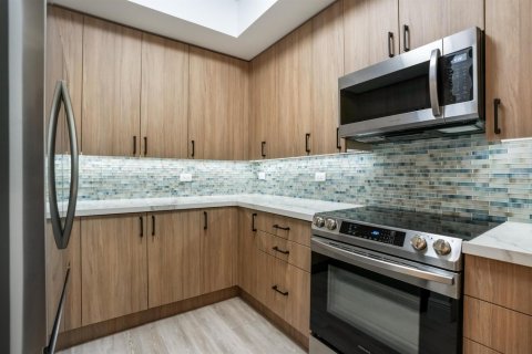 Adosado en venta en Wilton Manors, Florida, 2 dormitorios, 155.43 m2 № 2191617 - foto 14