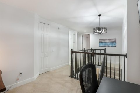 Adosado en venta en Wilton Manors, Florida, 2 dormitorios, 155.43 m2 № 2191617 - foto 28