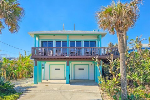 House in New Smyrna Beach, Florida 2 bedrooms, 104.05 sq.m. № 1566128 - photo 1