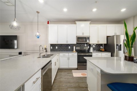 Touwnhouse à vendre à Orlando, Floride: 3 chambres, 151.99 m2 № 1835958 - photo 6