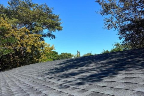 Commercial property in Miami, Florida 157.75 sq.m. № 2024070 - photo 5