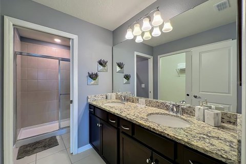 Touwnhouse à vendre à Davenport, Floride: 5 chambres, 213.02 m2 № 2093661 - photo 27