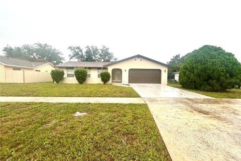 Villa ou maison à louer à Orlando, Floride: 3 chambres, 156.08 m2 № 2408305 - photo 2