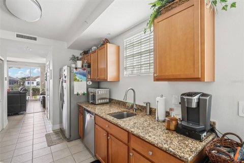 Townhouse in Ruskin, Florida 3 bedrooms, 170.38 sq.m. № 2151196 - photo 19