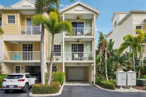 Townhouse in Ruskin, Florida 3 bedrooms, 170.38 sq.m. № 2151196 - photo 4