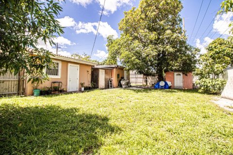 Casa en venta en Miami, Florida, 3 dormitorios, 98.85 m2 № 1847806 - foto 21