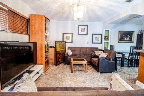 Casa en venta en Miami, Florida, 3 dormitorios, 98.85 m2 № 1847806 - foto 5