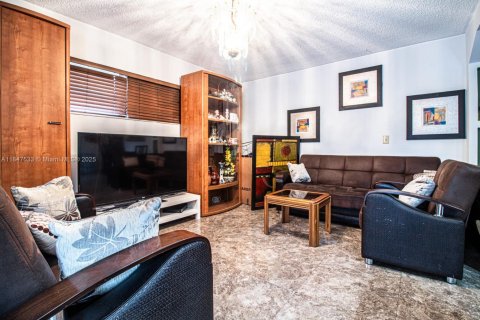 Casa en venta en Miami, Florida, 3 dormitorios, 98.85 m2 № 1847806 - foto 4