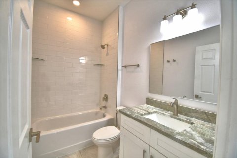 Appartement à louer à Indian lake estates, Floride: 3 chambres, 113.34 m2 № 2116079 - photo 28