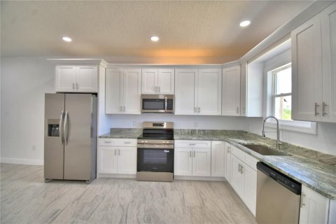 Appartement à louer à Indian lake estates, Floride: 3 chambres, 113.34 m2 № 2116079 - photo 5
