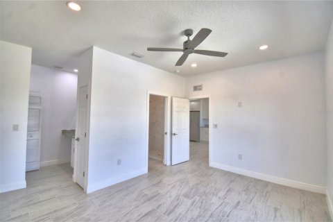 Appartement à louer à Indian lake estates, Floride: 3 chambres, 113.34 m2 № 2116079 - photo 12