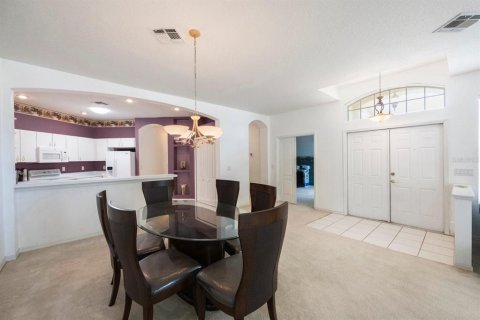 House in Wesley Chapel, Florida 3 bedrooms, 161.93 sq.m. № 1196991 - photo 6