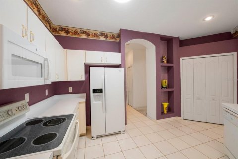 House in Wesley Chapel, Florida 3 bedrooms, 161.93 sq.m. № 1196991 - photo 17