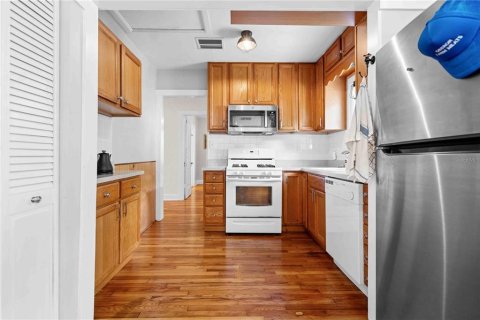 Casa en venta en Gainesville, Florida, 4 dormitorios, 112.41 m2 № 1894488 - foto 4