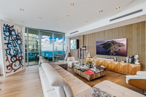 Condo in Miami, Florida, 3 bedrooms  № 1764054 - photo 4