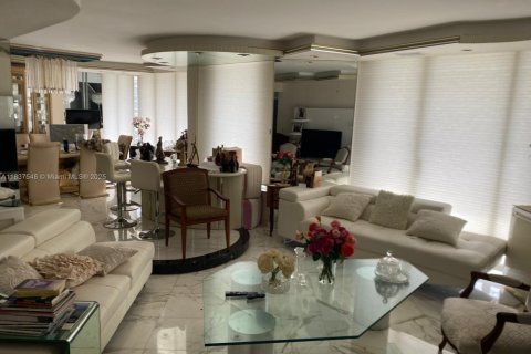 Condo in Aventura, Florida, 3 bedrooms  № 1826085 - photo 4