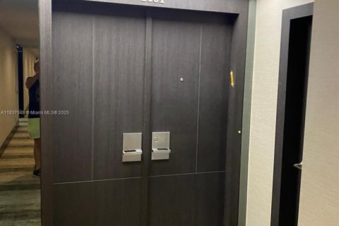 Condo in Aventura, Florida, 3 bedrooms  № 1826085 - photo 5