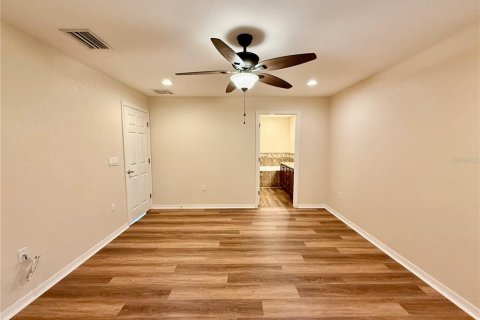 Casa en alquiler en Zephyrhills, Florida, 3 dormitorios, 138.8 m2 № 1822610 - foto 19