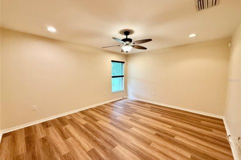 Casa en alquiler en Zephyrhills, Florida, 3 dormitorios, 138.8 m2 № 1822610 - foto 18