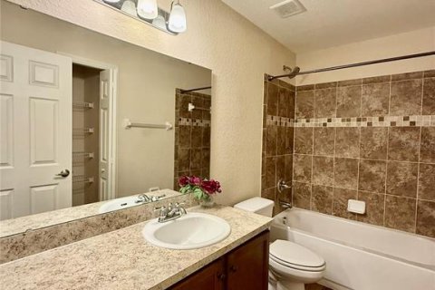 Casa en alquiler en Zephyrhills, Florida, 3 dormitorios, 138.8 m2 № 1822610 - foto 27