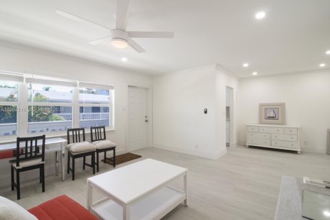 Copropriété à louer à Fort Lauderdale, Floride: 2 chambres, 53.42 m2 № 2062429 - photo 15