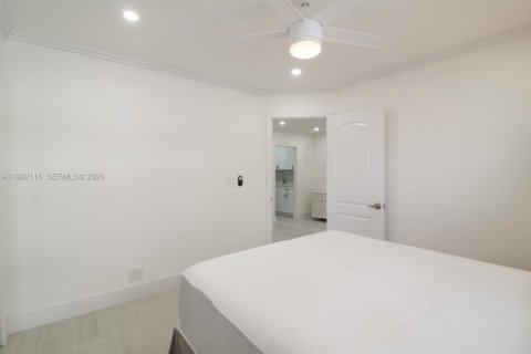Copropriété à louer à Fort Lauderdale, Floride: 2 chambres, 53.42 m2 № 2062429 - photo 20