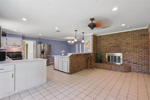 House in Orlando, Florida 3 bedrooms, 164.53 sq.m. № 1745014 - photo 17