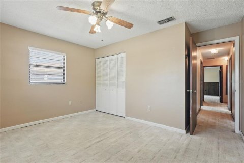 House in Orlando, Florida 3 bedrooms, 164.53 sq.m. № 1745014 - photo 28