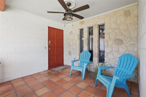 House in Orlando, Florida 3 bedrooms, 164.53 sq.m. № 1745014 - photo 6