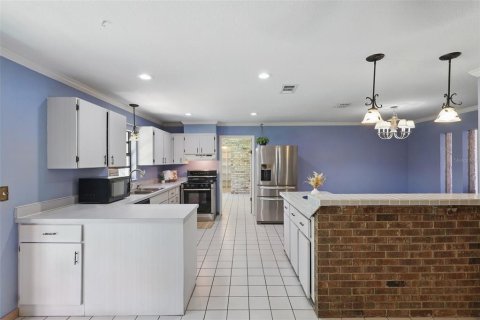 House in Orlando, Florida 3 bedrooms, 164.53 sq.m. № 1745014 - photo 15