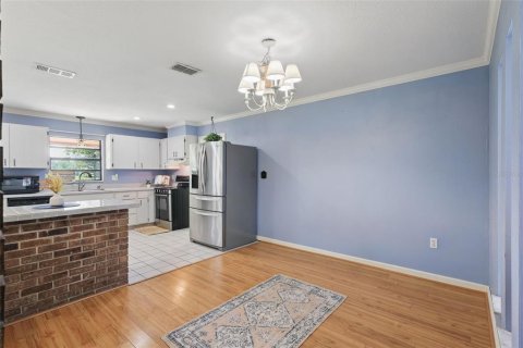 House in Orlando, Florida 3 bedrooms, 164.53 sq.m. № 1745014 - photo 12