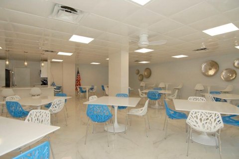 Condo in Fort Lauderdale, Florida, 2 bedrooms  № 2268293 - photo 28