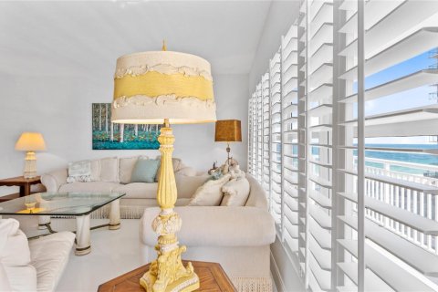 Condo in Fort Lauderdale, Florida, 2 bedrooms  № 2268293 - photo 19