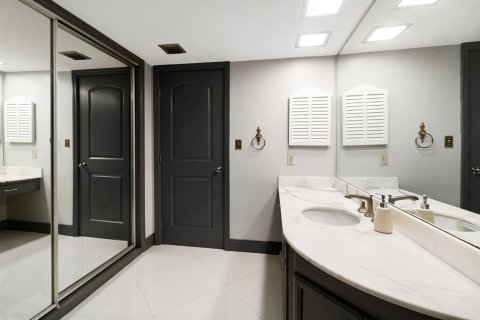 Condo in Fort Lauderdale, Florida, 2 bedrooms  № 2268293 - photo 18