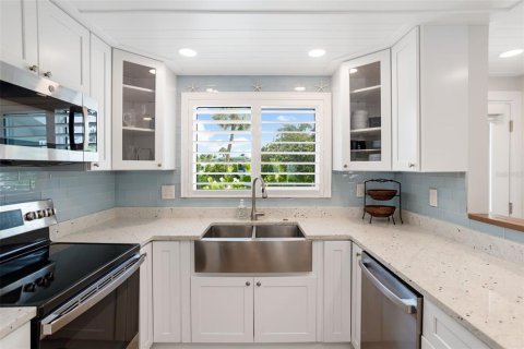 Condominio en venta en Longboat Key, Florida, 2 dormitorios, 115.29 m2 № 2148273 - foto 9