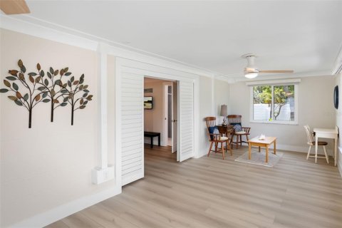 Condominio en venta en Longboat Key, Florida, 2 dormitorios, 115.29 m2 № 2148273 - foto 19