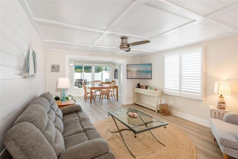 Condominio en venta en Longboat Key, Florida, 2 dormitorios, 115.29 m2 № 2148273 - foto 13