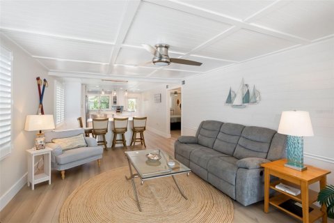 Condominio en venta en Longboat Key, Florida, 2 dormitorios, 115.29 m2 № 2148273 - foto 15