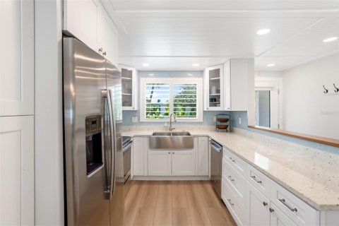 Condominio en venta en Longboat Key, Florida, 2 dormitorios, 115.29 m2 № 2148273 - foto 8