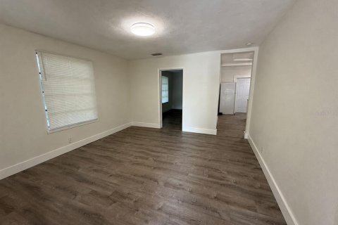 Villa ou maison à vendre à Tampa, Floride: 3 chambres, 76.55 m2 № 2142468 - photo 4