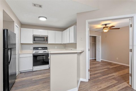 Condo in Altamonte Springs, Florida, 2 bedrooms  № 1513102 - photo 11