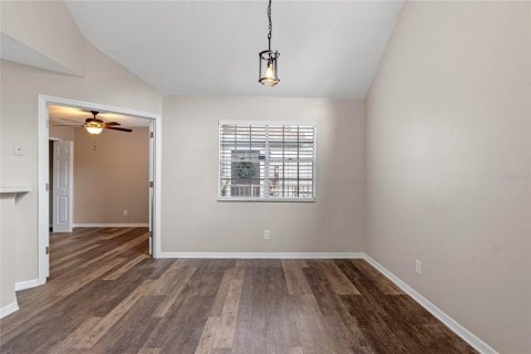 Condo in Altamonte Springs, Florida, 2 bedrooms  № 1513102 - photo 10
