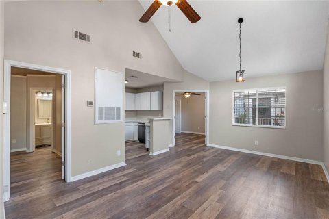 Condo in Altamonte Springs, Florida, 2 bedrooms  № 1513102 - photo 5