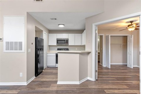 Condo in Altamonte Springs, Florida, 2 bedrooms  № 1513102 - photo 12