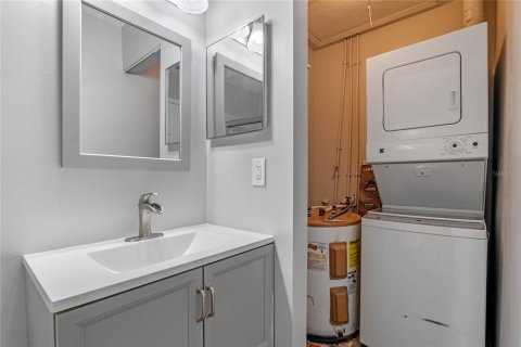 Condo in Altamonte Springs, Florida, 2 bedrooms  № 1513102 - photo 22