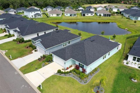 Villa ou maison à vendre à Palm Coast, Floride: 4 chambres, 211.63 m2 № 1842962 - photo 2