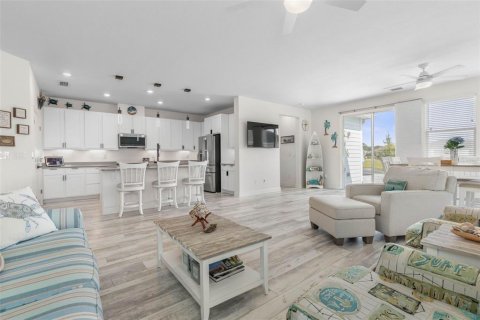 Villa ou maison à vendre à Palm Coast, Floride: 4 chambres, 211.63 m2 № 1842962 - photo 12